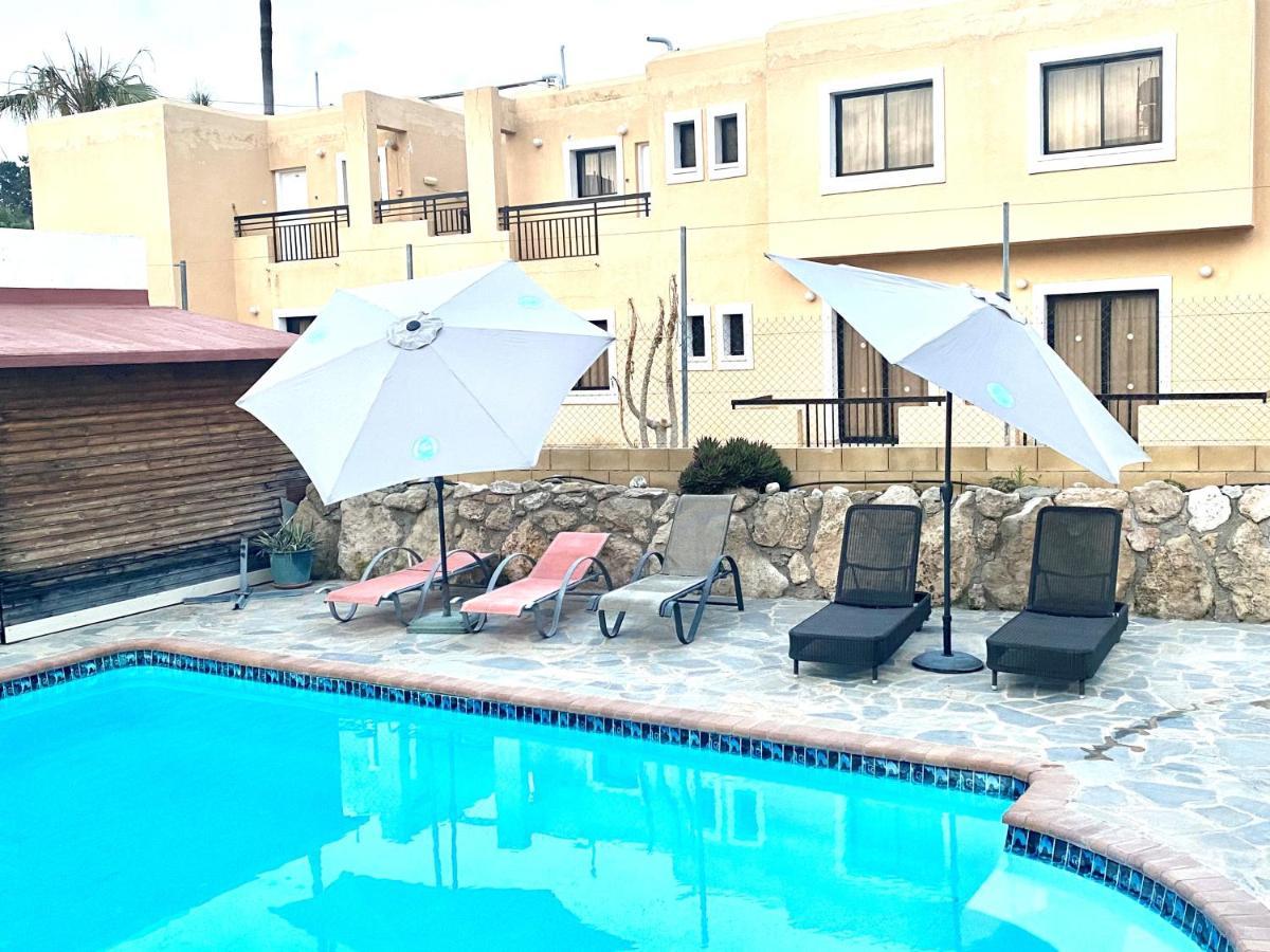Paphos Ev Zin:Cozy, Newly Rennovated, Studio, Swimming Pool B102 מראה חיצוני תמונה