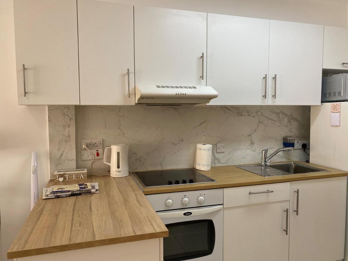 Paphos Ev Zin:Cozy, Newly Rennovated, Studio, Swimming Pool B102 מראה חיצוני תמונה